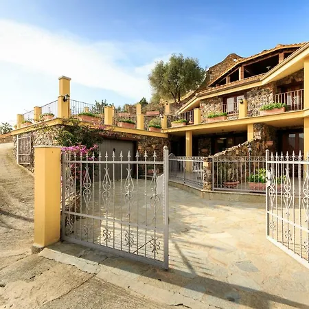 Semesterbostad Casa Smeralda